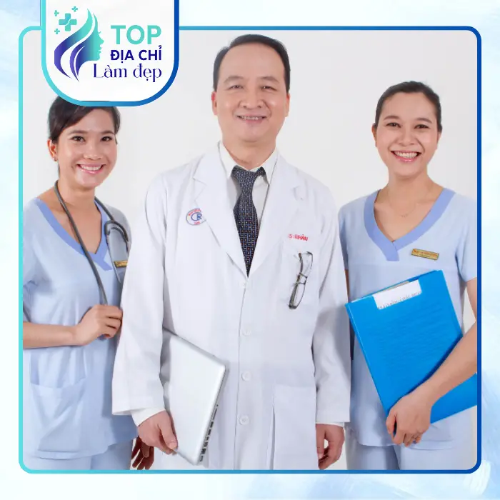Nâng Ngực Tại Quận Tân Phú: Review 6 Bác Sĩ Uy Tín Gần Khu Vực