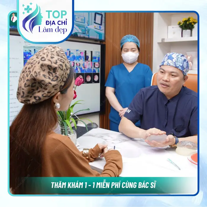 Nâng Ngực Tại Quận Tân Phú: Review 6 Bác Sĩ Uy Tín Gần Khu Vực