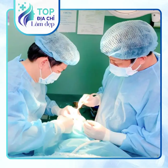 Nâng Ngực Tại Vĩnh Long Ở Đâu? Gợi Ý 5 Địa Chỉ Được Nhiều Khách Hàng Tham Khảo