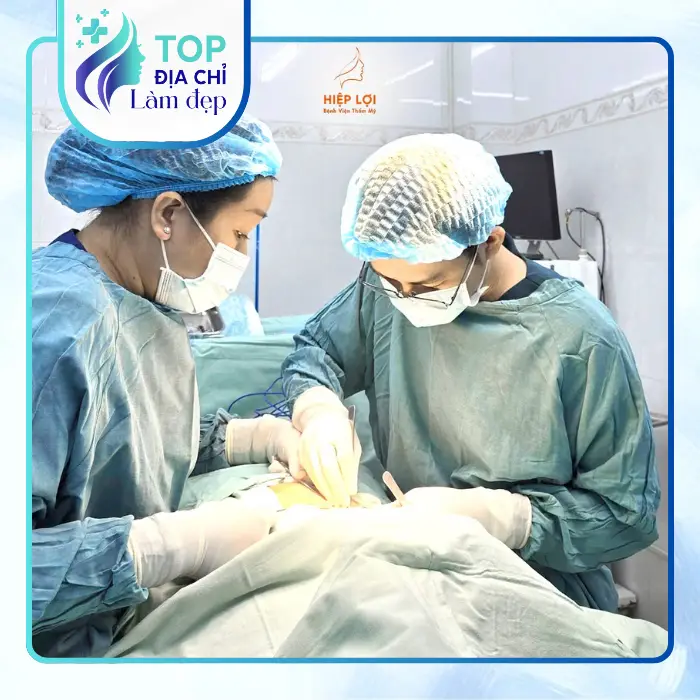 Nâng Mông Tại Quận Tân Phú – Tham Khảo 4 Địa Chỉ Tại TP.HCM